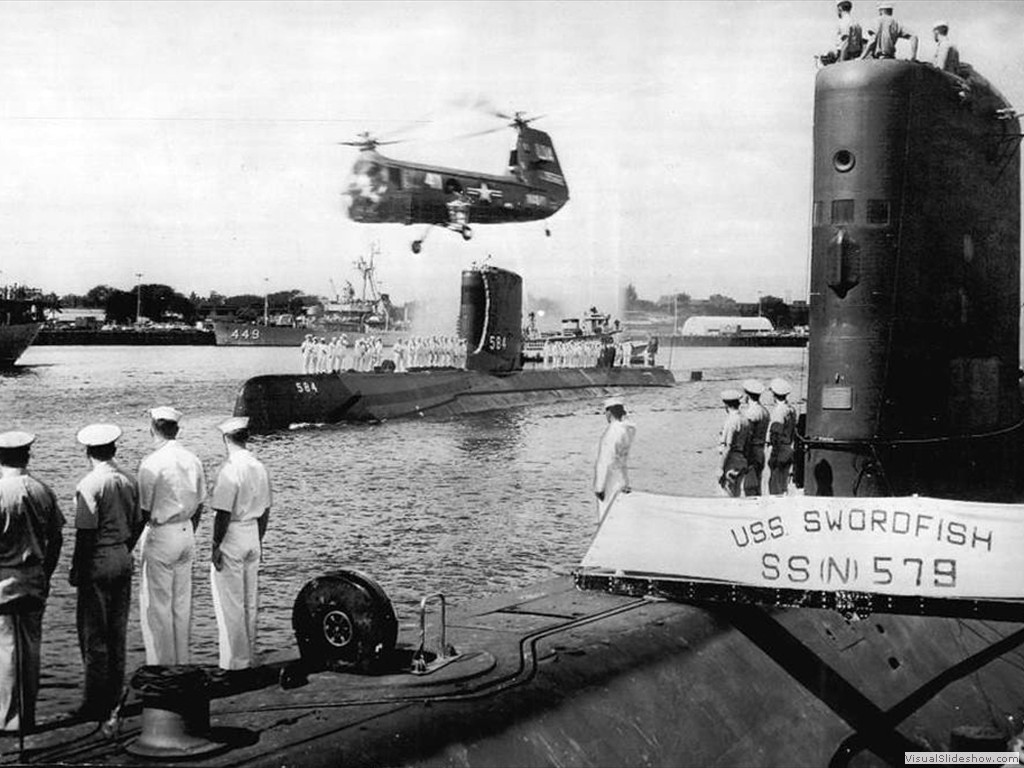 USS Swordfish (SSN-579) and USS Seadragon (SSN-584) 1960.